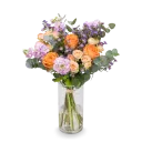 Bouquet of Ecuadorian and spray roses